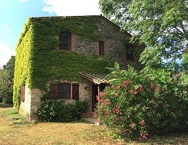 Appartement Unabhaengige Wohnung in Amelia mit Grill und Gar