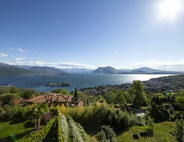 Vrijstaande woning in Stresa