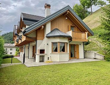 Vrijstaande woning in Agordo