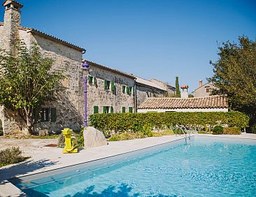 Appartement Renovierte Ferienwohnung in Karlovići mit Terra