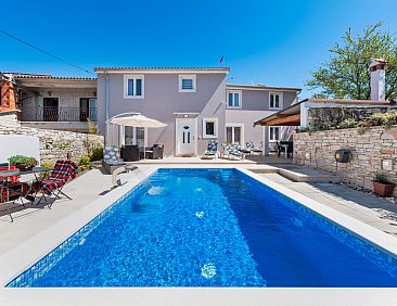 Vakantiehuis Neues Ferienhaus Nina in der Nähe von Rovinj