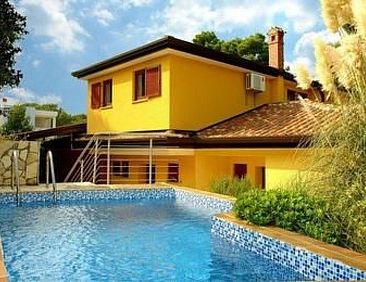 Appartement in Buje mit Barbecue