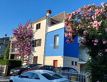 Appartement Geräumige charmante Wohnung in der Nähe des Me