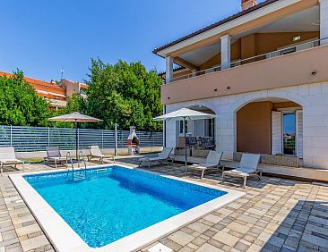 Vakantiehuis Villa Lotus 13E