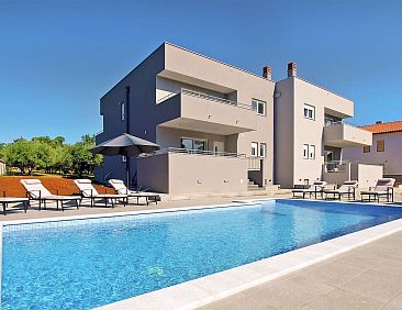 Vakantiehuis Ferienvilla mit privatem Pool