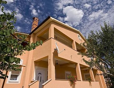 Appartement Apartment in Pula, Kroatien mit hohen Gästebewe