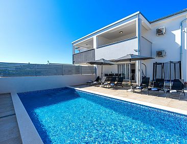 Vakantiehuis Villa Ema und Ana