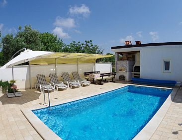 Appartement mit privatem Pool in Vinkuran