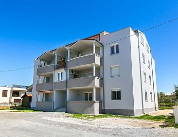 Appartement "Borka Kapovica" mit Balkon