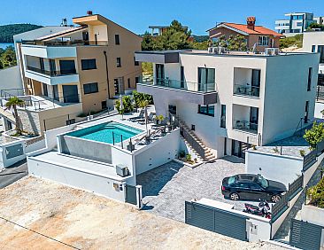 Vakantiehuis Villa Delfin mit Pool