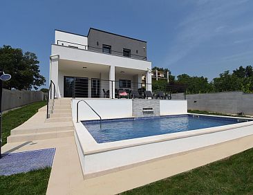 Vakantiehuis Ferienvilla "Luxury Villa Tara" mit beheiztem P