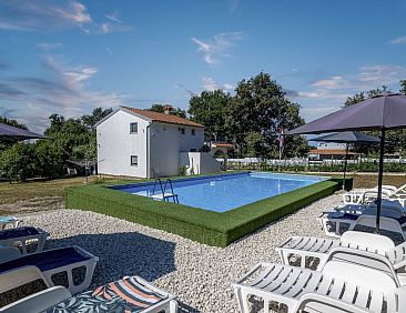 Vakantiehuis Charmantes Ferienhaus in Medulin, mit Pool...