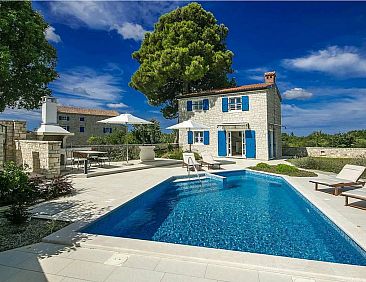 Vakantiehuis Villa Lenka mit Pool