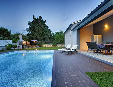 Vakantiehuis Villa Entini