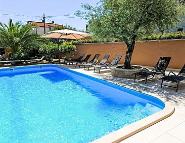 Appartement Urlaub mit Kindern-Ferienwohnung mit Pool