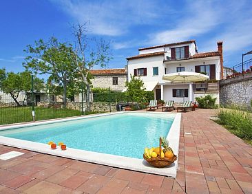 Vakantiehuis im Dorf Kujići