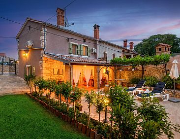 Vakantiehuis mit Garten, Terrasse und Grill