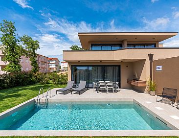 Appartement mit eigenem Garten und Terrasse