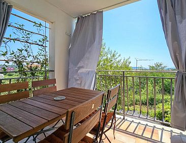 Appartement Wohnung "Ezia" mit Balkon