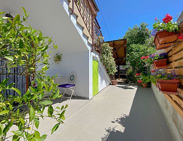 Appartement "Tomas" mit eigener Terrasse