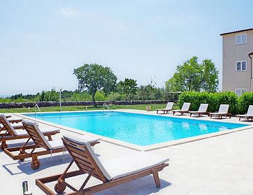 Appartement Wohnung in Rakalj mit Parkplatz und Poolblick
