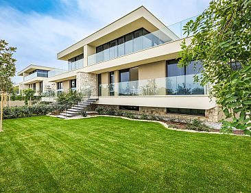 Vakantiehuis Semi-detached Villa Crveni vrh 1.2.3.