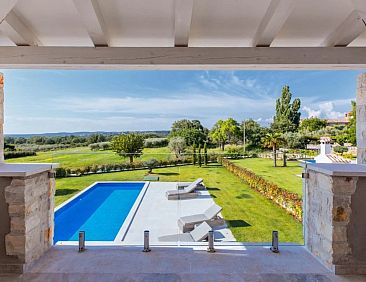 Vakantiehuis Villa Arabela mit 4 Schlafzimmern, in der Nähe