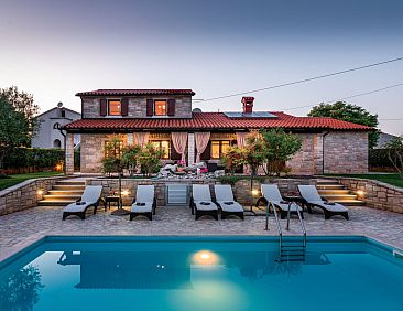 Vakantiehuis Landhaus Villa Casa Danijel mit Pool und Meerbl