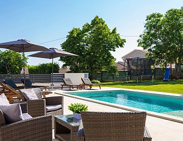 Vakantiehuis Villa Anavi mit privatem Pool und großem Garte