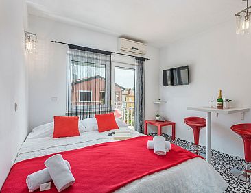 Appartement in Funtana mit Grill