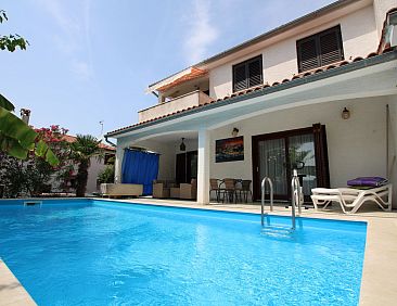 Vakantiehuis Villa Viktoria / HR-11041-01