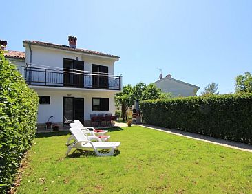 Vakantiehuis Pinia in Strandnähe  mit Garten