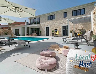 Vakantiehuis Designer Villa Simone - Modern und Heritage Sty