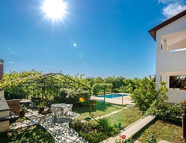 Appartement attraktive Wohnung mit privatem Pool