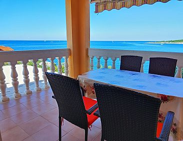 Appartement für 3 Personen in Sevid, Adriaküste Kroatien