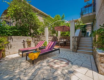 Appartement Ivona mit Terrasse und Außendusche