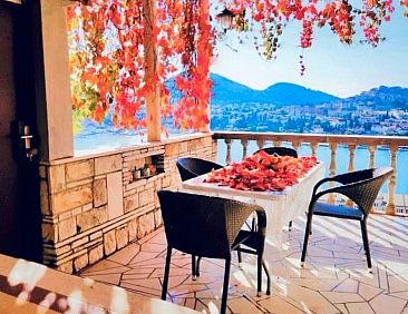 Vakantiehuis Villa mit Blick auf das Wasser