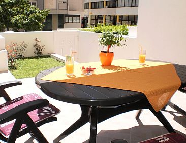 Appartement Moderne Ferienwohnung in Omiš mit Terrasse und 