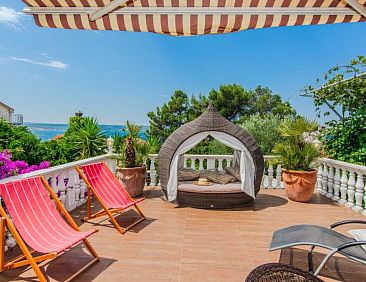 Vakantiehuis Rustical Villa VERDE with pool