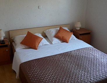 Appartement für vier Personen mit Terrasse