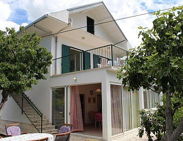 Vakantiehuis Großes, strandnahes Ferienhaus in Podglavica