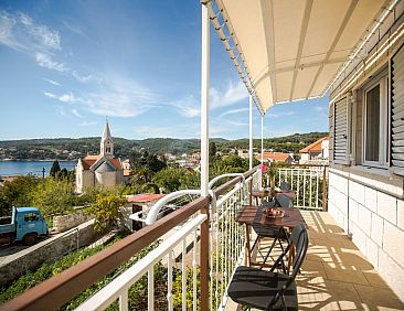 Appartement Unabhaengige Ferienwohnung in Sumartin mit Grill