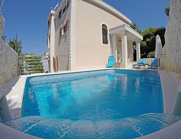 Vakantiehuis Villa Mustra