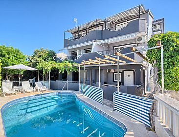 Appartement Wohnung in Okrug Gornji mit Terrasse, gemeinsame