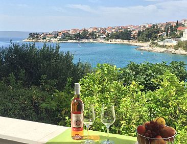 Appartement Klimatisierte Ferienwohnung in Okrug Gornji mit 