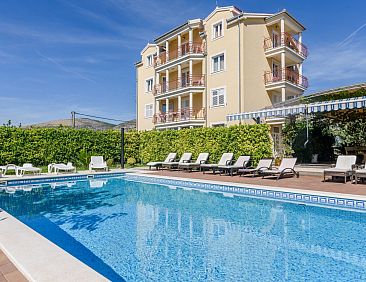 Appartement Wohnung mit Whirlpool