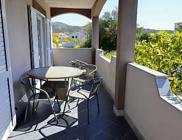 Appartement Wohnung in Vinišće mit privatem Parkplatz