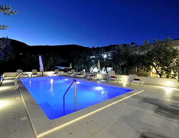 Vakantiehuis Villa Rimac in Kastel Stafilic mit Garten, Gril