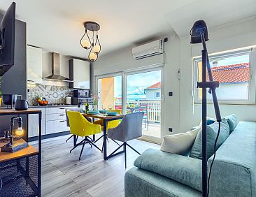 Appartement Brandneue Design-Wohnung mit großer Terrasse