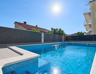 Appartement M Charmante Wohnung mit Gemeinschaftspool